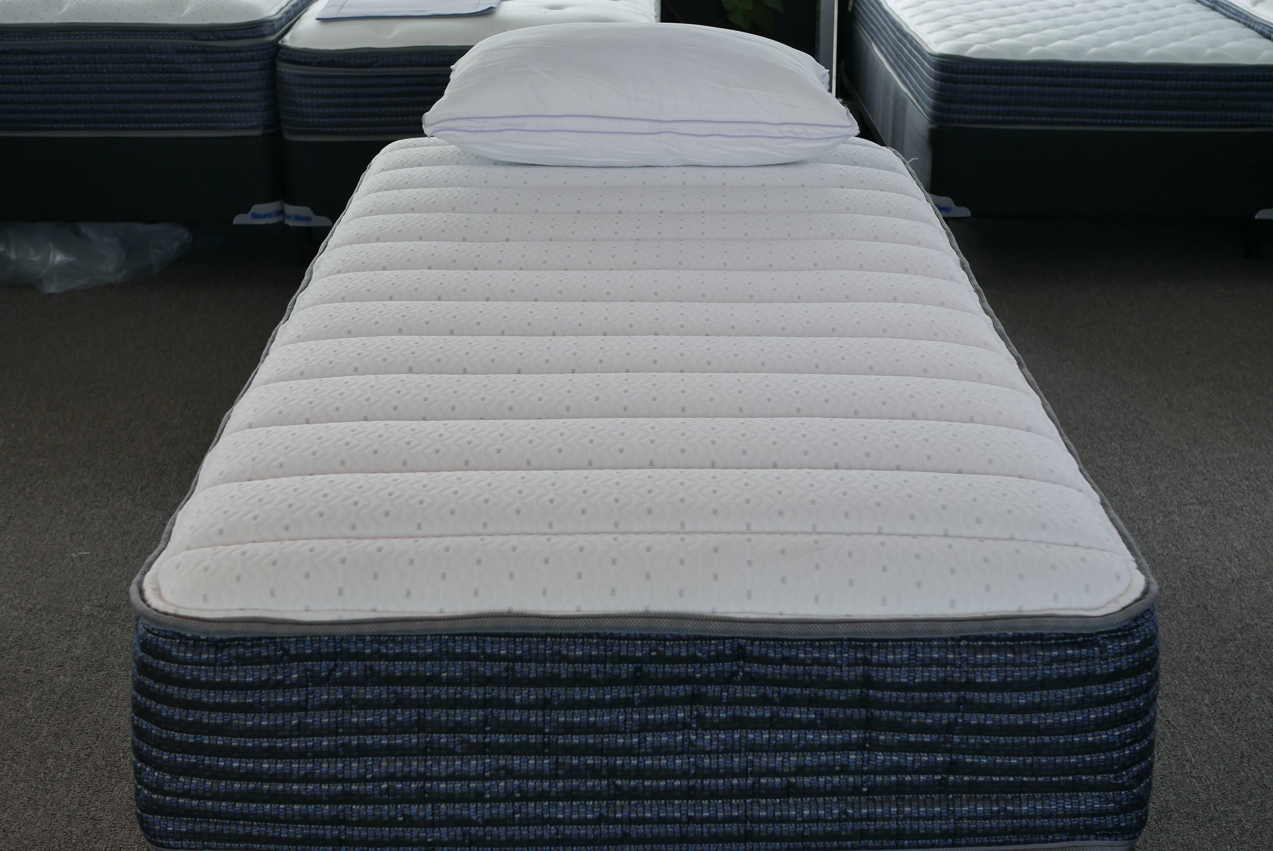 Springfield pillow 2025 top mattress